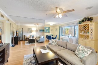 2000 Springdale Blvd Unit 302, Palm Springs, FL 33461