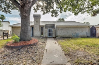 10830 Villa Lea Ln, Houston, TX 77071