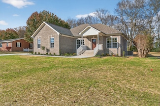702 Meadow Rd, Mount Pleasant, TN 38474