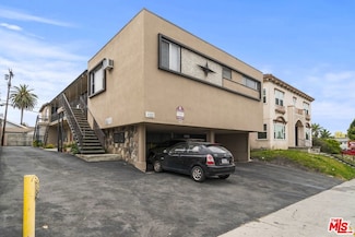 122 N Rampart Blvd, Los Angeles, CA 90026