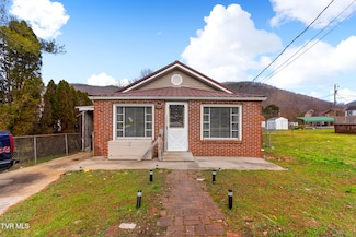 409 Wood Ave W, Big Stone Gap, VA 24219