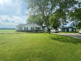 1301 Jefferson Eagleville Rd, Jefferson, OH 44047