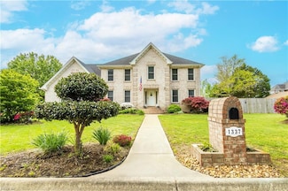 1337 Sanjo Farms Dr, Chesapeake, VA 23320