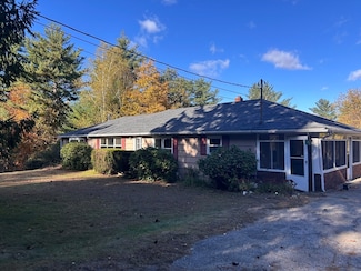 108 Mashapaug Rd, Sturbridge, MA 01566