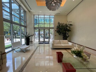 1060 Brickell Ave Unit 4015, Miami, FL 33131
