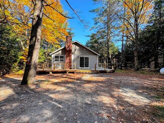 709 E Deering Rd, Deering, NH 03244