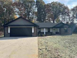 1125 Magnolia Dr, Fulton, KY 42041