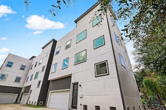 1630 W 24th St, Houston, TX 77008