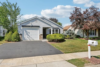 23 Oakham Row, Manchester, NJ 08759