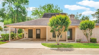 45 Champions Colony E, Houston, TX 77069