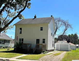 219 E Elmore St, Manly, IA 50456