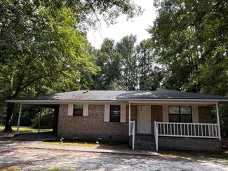 109 Kelly St, Walterboro, SC 29488