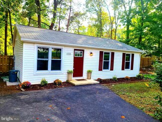 1225 Calvert Beach Rd, Saint Leonard, MD 20685