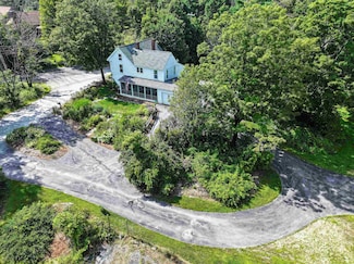 3 Old County Rd S, Francestown, NH 03043