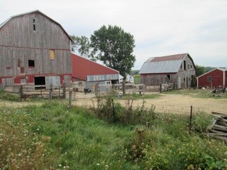 9573 Hwy 81, Cassville, WI 53806