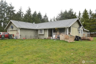 4520 Offut Lake Rd SE, Tenino, WA 98589
