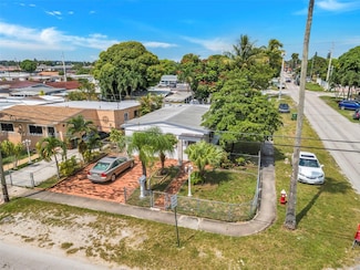 4296 E 9th Ln, Hialeah, FL 33013
