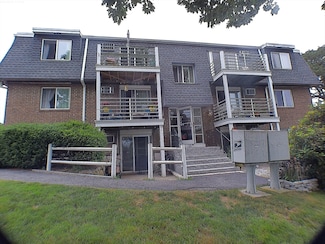 145 Essex Ave Unit 604, Gloucester, MA 01930