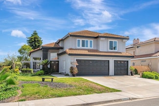 1359 Corte Alveo, Oceanside, CA 92057