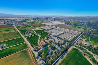 371 Calabasas Rd, Watsonville, CA 95076