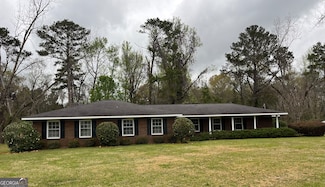 256 Wells Cir, Dublin, GA 31021
