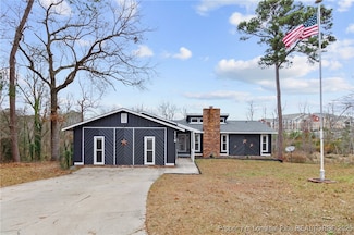 1716 Valley Ridge Dr, Fayetteville, NC 28303