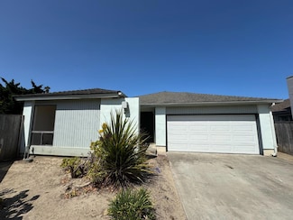 162 Linde Cir, Marina, CA 93933