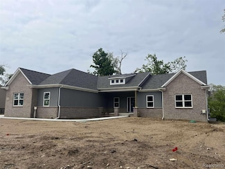 1296 Blue Ridge Pkwy, White Lake, MI 48383