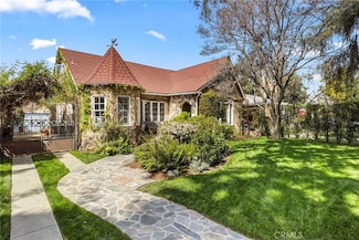 1330 S Broadway, Santa Ana, CA 92707