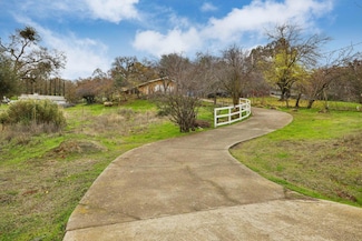 7573 Baldwin St, Valley Springs, CA 95252