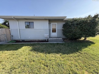 738 E 6th Ave Unit E 6th, Kennewick, WA 99336
