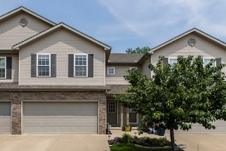 2521 Fox Trot Trail, Bloomington, IL 61705