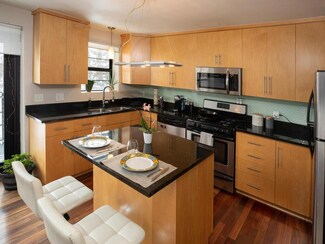 2201 3rd Ave S Unit 204, Minneapolis, MN 55404