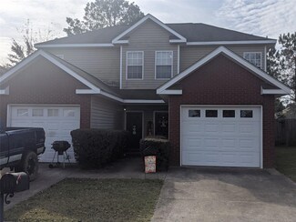 140 Pine Meadows Cir, Elmore, AL 36025