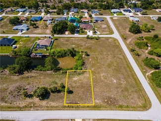 2205 NE 27th St, Cape Coral, FL 33909