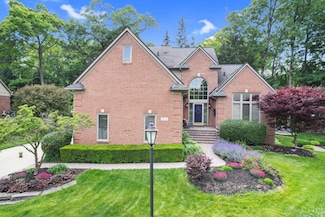 3473 Warwick Dr Unit 33, Rochester Hills, MI 48309