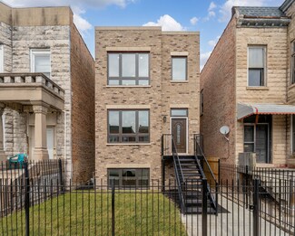 3222 W Warren Blvd, Chicago, IL 60624