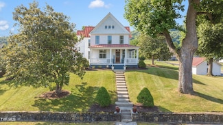 308 Pearl Ave E, Big Stone Gap, VA 24219