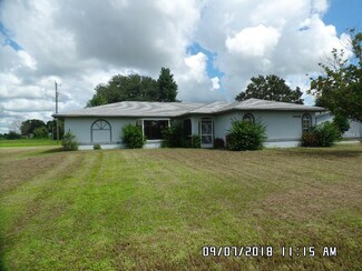 30048 Oak Rd, Punta Gorda, FL 33982