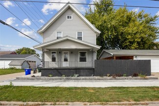 616 10th St NW, Cedar Rapids, IA 52405
