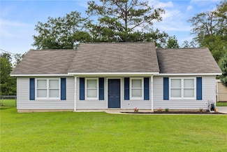 215 Lee Rd, Smiths Station, AL 36877