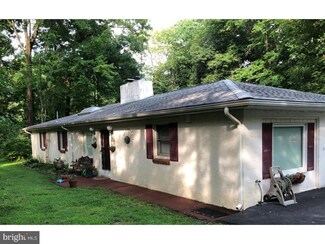 1746 Linvale Harbourton Rd, Lambertville, NJ 08530