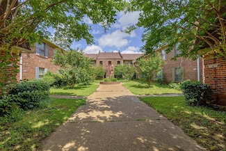 3229 Thirteen Colony Unit 5 Mall Unit 5B, Memphis, TN 38115