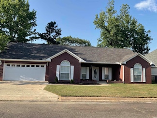 108 Waterfall Ct, Hot Springs National Park, AR 71913