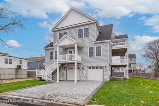 907 Center St, Union Beach, NJ 07735