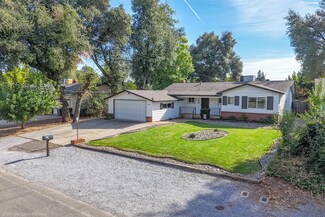 1189 de Moll Dr, Redding, CA 96002