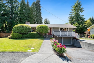 3536 Crystal Springs Rd W, University Place, WA 98466
