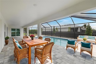 2201 NW 2nd Ave, Cape Coral, FL 33993