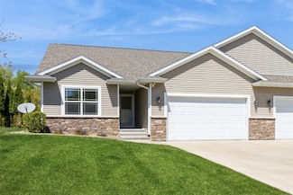 3516 Pioneer Ave SE, Cedar Rapids, IA 52403