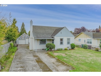 2102 30th Ave, Longview, WA 98632